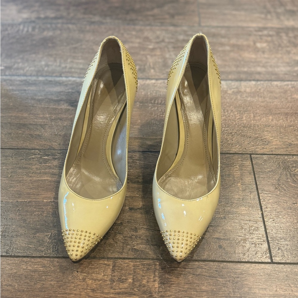 Burberry womens heel